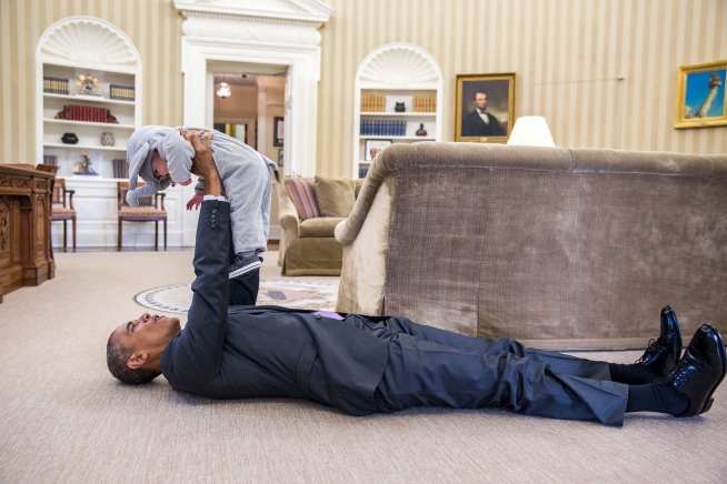 Obama pide &quot;más seriedad&quot; a los aspirantes a la Casa Blanca