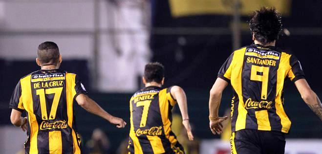 Un gol de Benítez le da la ventaja al Guaraní sobre Racing