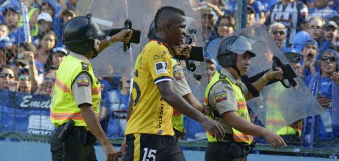 Álex Bolaños demanda a Antonio Noboa