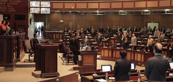 Correa dice que Ley de Solidaridad pasará sin veto