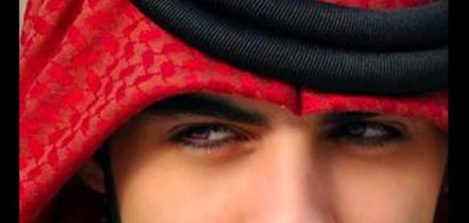 Lo expulsaron de Arabia Saudí por ser demasiado guapo