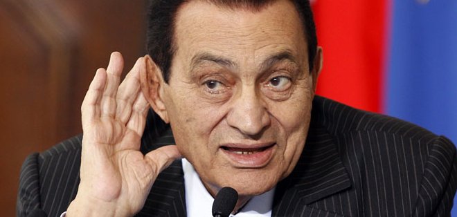 Grupo que promovió protestas contra Mursi rechaza que Mubarak salga de cárcel