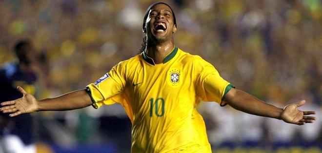 Ronaldinho ya llegó a Guayaquil