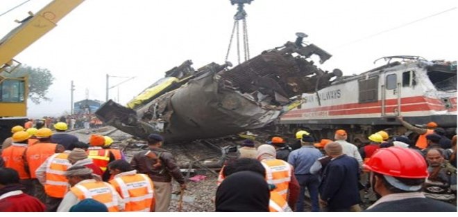 Al menos 20 peregrinos hindúes muertos en un accidente de tren en India