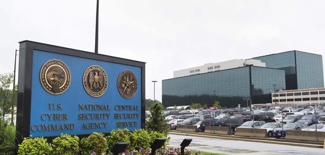 Snowden le ofrece ayuda a Brasil a cambio de asilo permanente