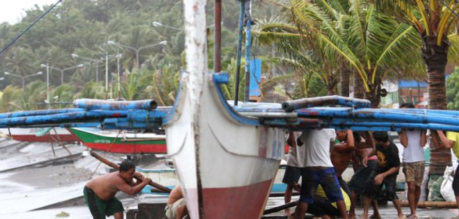 El tifón Rammasun causa 10 muertos y 450.000 evacuados en Filipinas