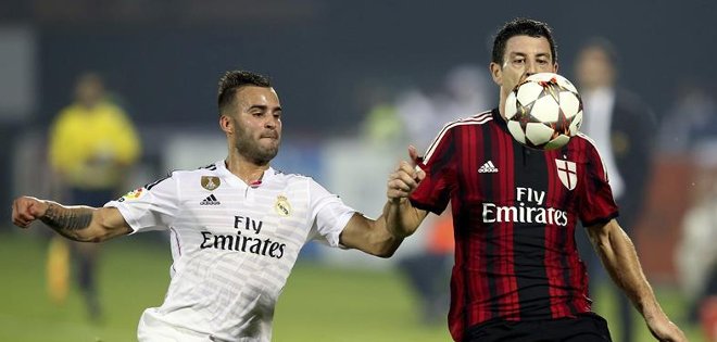 Milan se reivindica y el Madrid cierra su gran año con derrota