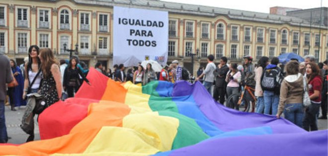 Acogen tutela para anular matrimonio gay en Colombia
