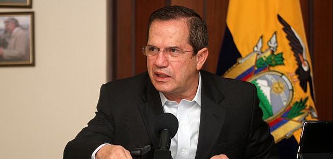 Ecuador, dispuesto a ser sede de nuevos diálogos entre ELN y Colombia