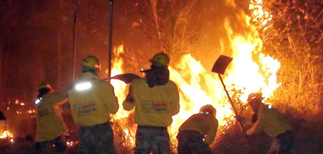 Al menos 500 evacuados por incendios en Argentina