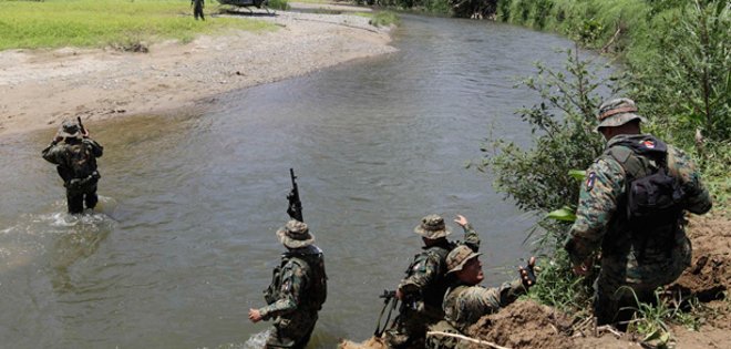 Ejército impide atentado contra oleoducto colombiano en frontera con Ecuador