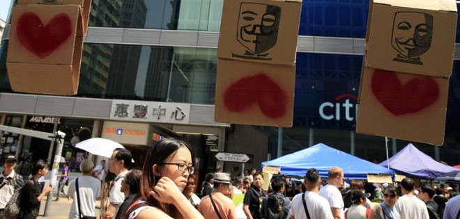 Miles de hongkoneses siguen afectados por las protestas en su undécimo día