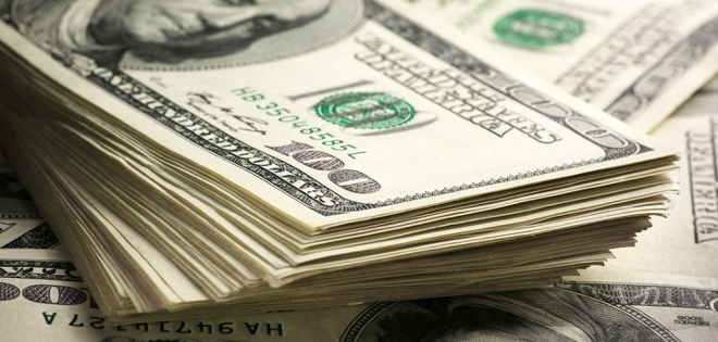 Policía decomisa USD 40 mil falsos en terminal de Guayaquil