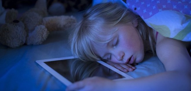 Los smartphones y los iPads impiden a los niños desarrollar habilidades sociales