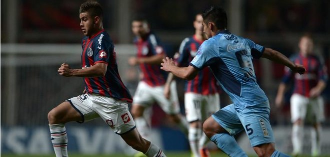 DT español Azkargorta enjuicia a boliviano Bolívar por deudas