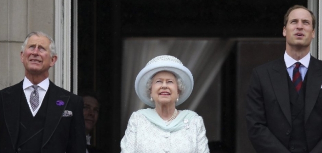 Isabel II será en la monarca que más años ha reinado en Reino Unido