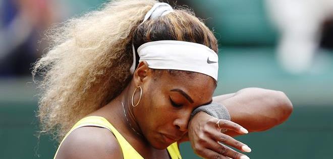 Serena Williams fuera en segunda ronda de Roland Garros