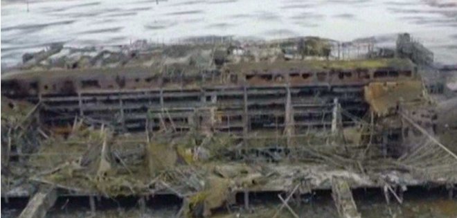 Imágenes de un dron muestran la devastación por la guerra en Ucrania