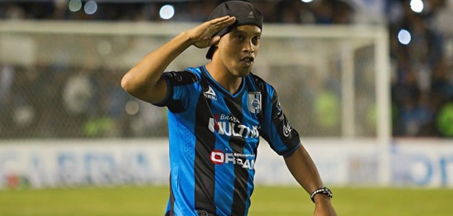 Expectación por reaparición de Ronaldinho Gaúcho en las filas del Querétaro