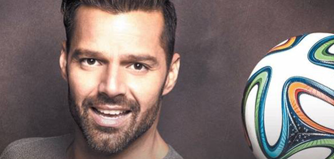 Ricky Martin celebra en Twitter 30 años de carrera