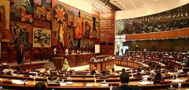 Oposición presenta proyecto para reformar parcialmente Ley de Comunicación
