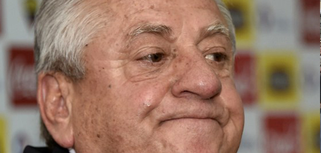 Luis Chiriboga Acosta colaborará con investigaciones y se mantendrá en la FEF