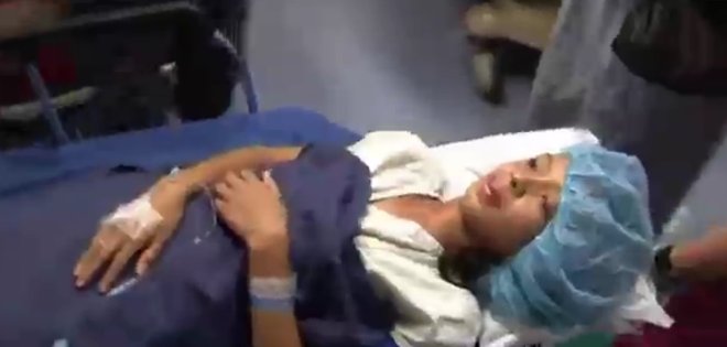 A bordo del "hospital volador" que cura los ojos