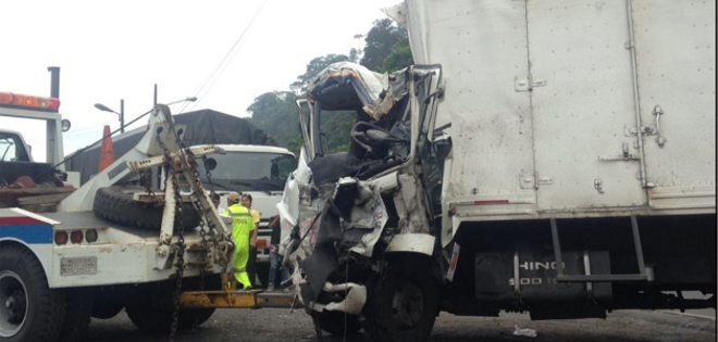 Un muerto y 11 heridos deja accidente de tránsito en Santo Domingo