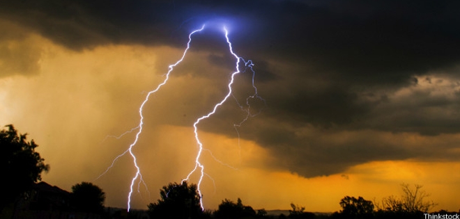 Por qué el viento solar provoca más rayos en la Tierra