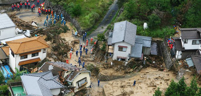 Al menos 32 muertos y 9 desaparecidos en deslaves en Hiroshima