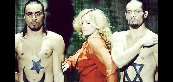 La polémica foto que difundió Madonna para ayudar a la paz en Gaza