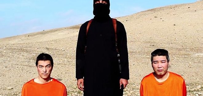 El EI amenaza con matar a dos rehenes japoneses y Tokio exige su liberación