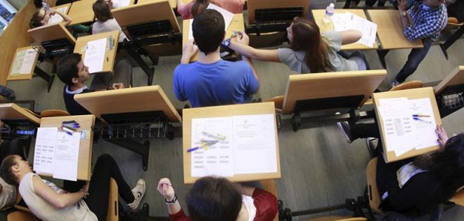 Los estudiantes chinos tendrán &quot;antecedentes&quot; si copian o plagian exámenes