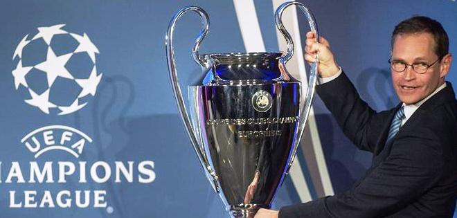 Real Madrid entrega a Berlín el trofeo de la Champions