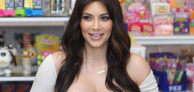 Kim Kardashian se comerá su placenta luego de dar a luz