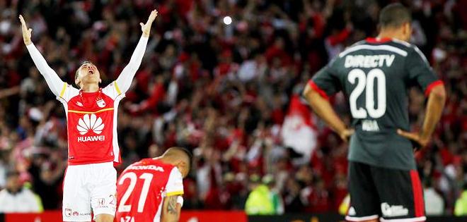 Santa Fe saca a Estudiantes y espera rival brasileño