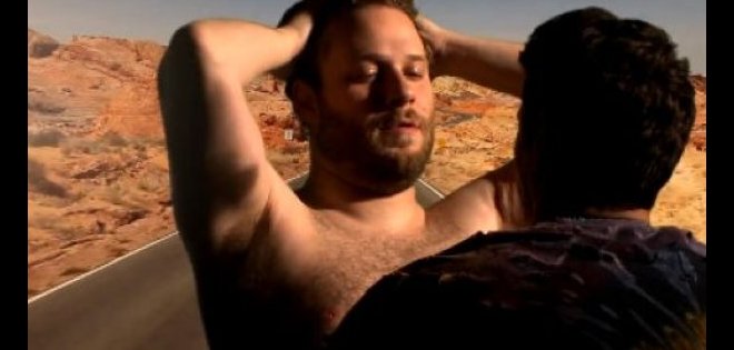 Seth Rogen y James Franco parodian a Kim Kardashian