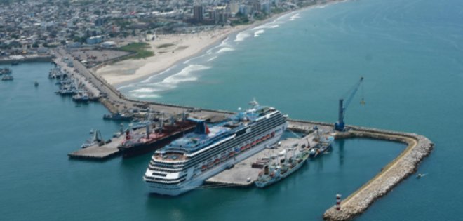 Asambleístas de Manabí apoyan uso del Puerto de Manta
