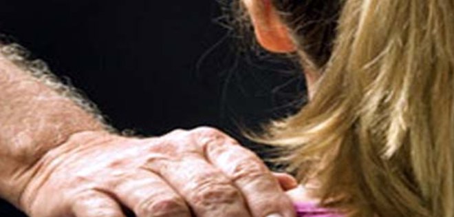 Hombre en Argentina violó a su hijastra durante 20 años y tuvo con ella 10 hijos