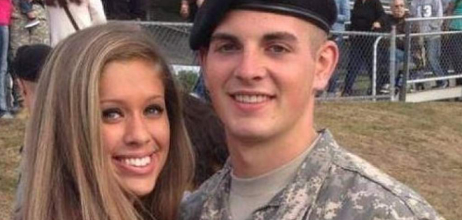 Soldado descubre por una foto que su novia era actriz XXX