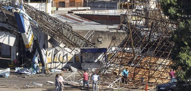 Un temporal de viento y lluvia causa daños pero no víctimas en Buenos Aires