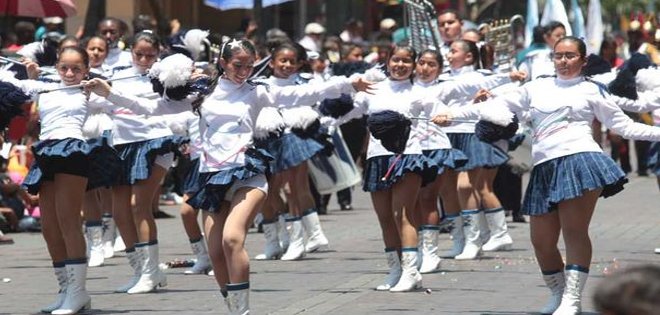Fuerzas Armadas festejan a Guayaquil con Parada Militar
