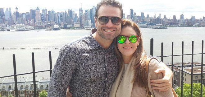 &#039;Un Café Con Meche&#039; y Roberto Manrique desde New Jersey