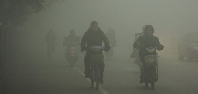 Declaran alerta amarilla en el este de China por fuerte contaminación