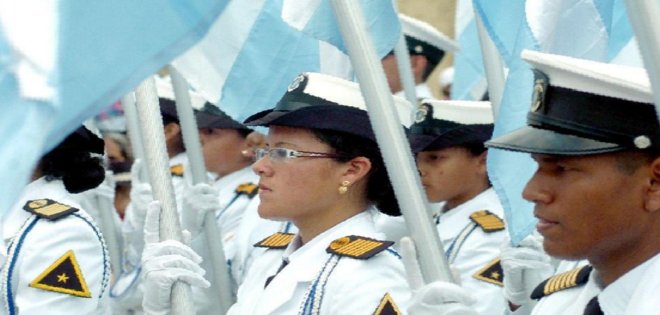 Fuerzas Armadas festejan a Guayaquil con Parada Militar