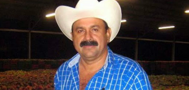 Candidato mexicano que admitió que &quot;robó un poquito&quot; es reelegido alcalde