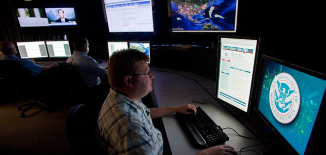 &quot;Al Qaeda planea un 11-S cibernético contra EE.UU.&quot;