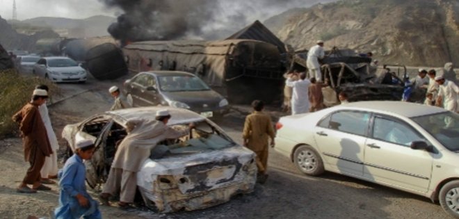17 muertos en un incendio causado por un accidente de tráfico en Pakistán