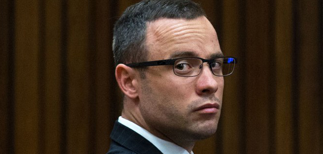 Oscar Pistorius sale de la cárcel