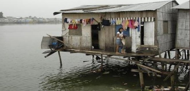 1787 familias han sido reubicadas como parte del proyecto Guayaquil Ecológico